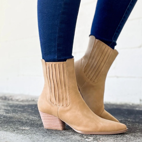 Steve Madden Genuine Leather Point Toe Western Cowboy Heeled Ankle Boot Booties - Picture 3 of 17